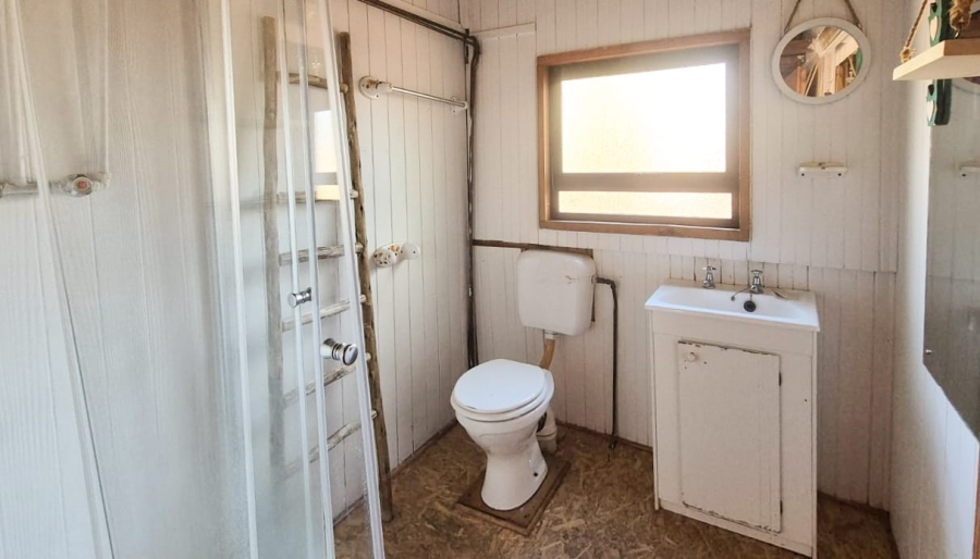 To Let 4 Bedroom Property for Rent in Queenstown Rural Eastern Cape